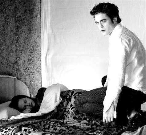 Kristen Stewart And Robert Pattinson Midnight Sun Twilight Robert Pattinson Twilight