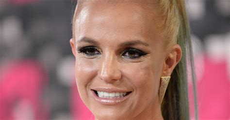 Britney Spears Shuts Down Photoshop Rumors With Yet Another Bikini