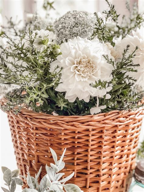 Easy Diy Fresh Flowers In A Wicker Basket Floral