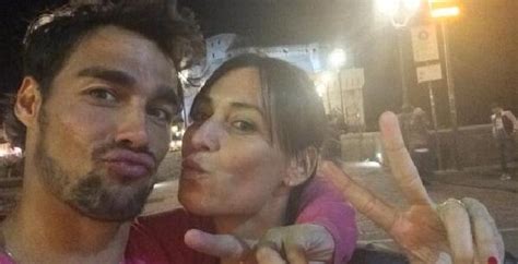 Apr 14, 2021 · flavia pennetta, fabio fognini's wife, was born on 25 february 1982, in brindisi, italy, to oronzo and concetta pennetta. Fabio Fognini and Flavia Pennetta in Love?