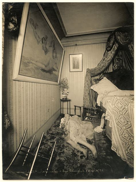 Säure, Leidenschaft und getrocknetes Blut: Pariser Tatortfotos der