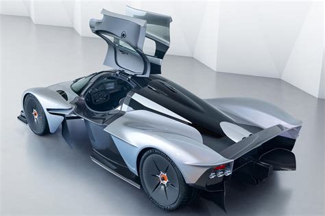 New Aston Martin Valkyrie Details Are Here For Your Indulgence Carbuzz