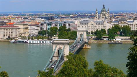 Germania 25 %, austria 6 % e polonia e paesi bassi 5 %; Ungheria, Budapest, Ponte delle Catene - Viaggi, vacanze e ...