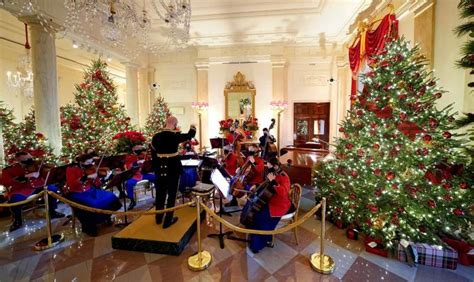 America The Beautiful Melania Unveils Last Christmas Decorations In
