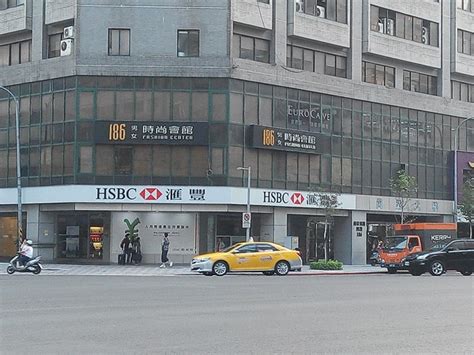 行 臺灣企銀 渣打銀行 台中銀行 京城銀行 滙豐銀行 瑞興銀行 華泰銀行 新光銀行 陽信銀行 板信商銀 三信銀行 中華郵政 聯邦銀行 遠東商銀 元大銀行 永豐. 滙豐銀行培育年輕銀行家 即日起開放報名 | ETtoday財經新聞 | ETtoday 新聞雲