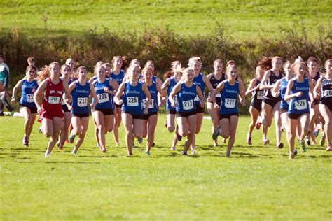 Women S Cross Country Returns To National Rankings News Hamilton College