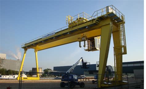 Production cranes · Crane Solutions