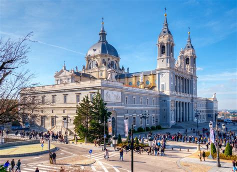 Not too big, but large enough to host several entrepreneurs who sell their cheeses, beer. Magnificent Madrid: why holiday homes in Spain's magnetic ...