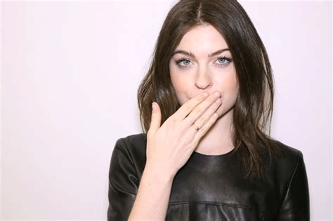 Final Look Blowing A Kiss How To Keep Lipstick On All Day Popsugar Beauty Photo