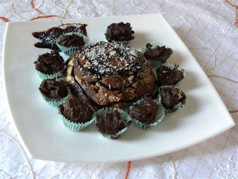 This isn't the coconut american macaroons, it's the french macaron that is the rum raisin brownies alone make this cookbook worth it, but every recipe i've tried from hannah kaminsky's vegan desserts has turned out perfectly. Vegan Dessert with store bought Halvas - Kopiaste..to ...