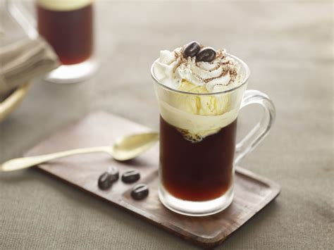10 Simple Hot Coffee Cocktail Recipes