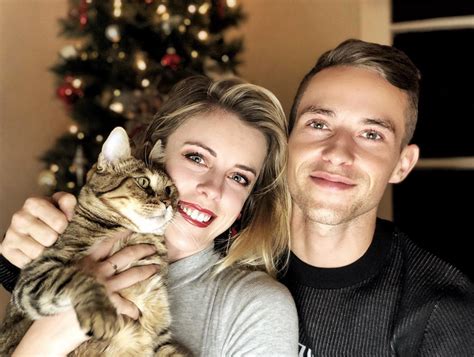 Olympians Adam Rippon Ashley Wagner Are Bff Goals