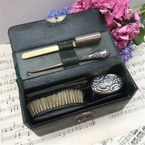 Regarder le film the gentlemen en illimité. English Antique Silver Travel Vanity Set - Gentleman's ...