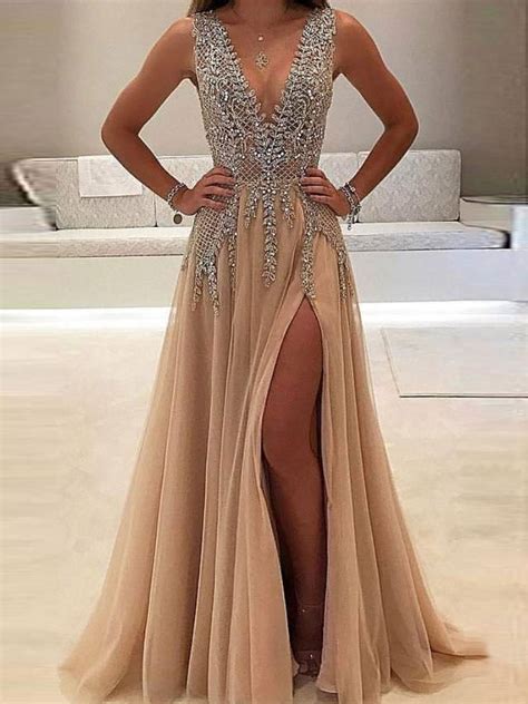Most Popular Prom Dresses For Eazy Glam