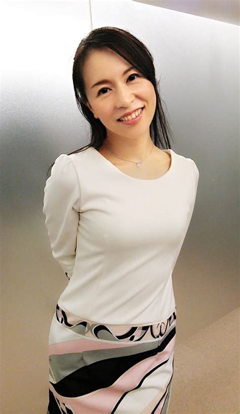 井上綾子 On Twitter スカパー！アダルト放送大賞2017 熟女女優賞にノミネートされました！ 投票はtwitter、メアド