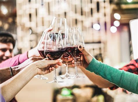 The 10 Best Wineries In Illinois Red Wine Winery Award Winning Wine