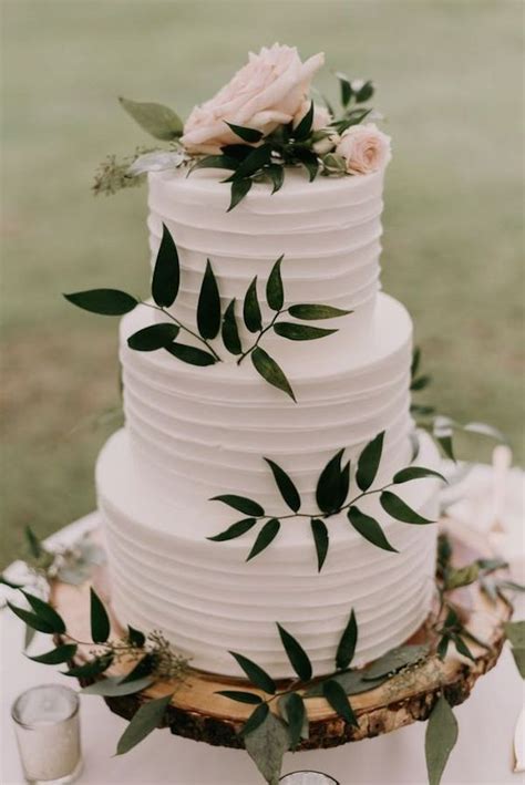 Join jessica harris, cake designer and instructor of clean and simple cake design, and find out how to select the perfect color palettes for your cakes, craft seamless extended tiers for an incredibly elegant look and masterfully incorporate gold and silver metallics. Top 20 Fall Wedding Cakes to Rock - EmmaLovesWeddings