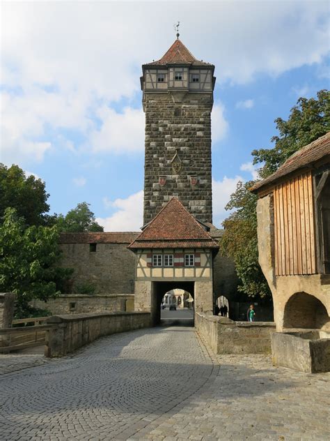 Einkaufen in der nähe geschäfte vr bank rothenburg o. Röderturm und Tor, Rothenburg ob der Tauber | Rothenburg ...