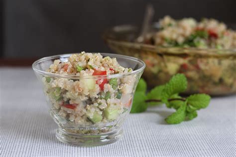 Simple Quinoa Tabouli Salad Recipe