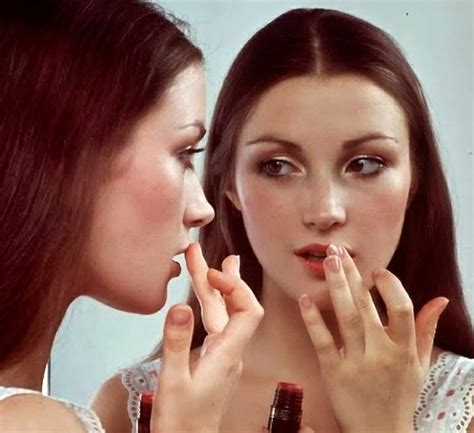 The 1970s Makeup Look 5 Key Points Glamourdaze