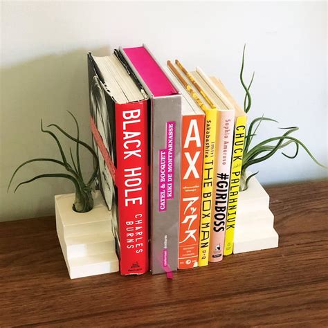10 Stylish Bookends To Add A Creative Touch To An Ordinary Bookshelf