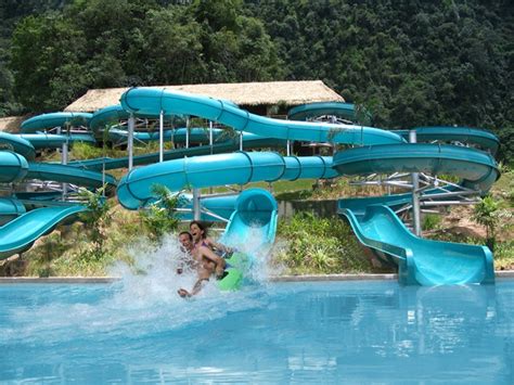 Another special attraction is the pool filled with hot mineral water from the tambun hot springs, which is renowned locally for its therapeutic properties. Lost World of Tambun - Ed Unloaded.com | Parenting ...