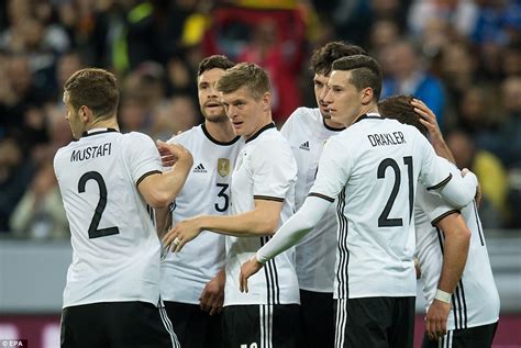 Jaqueta seleção alemanha 20/21 treino adidas masculina ver mais. Com Gündogan de volta, seleção alemã é convocada para ...