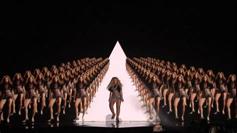 Beyoncé Run The World Girls Live On Billboard Music Award 2011
