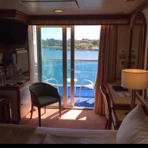 We had this cabin on both the island and the coral. Balcony Cabin E724 on Island Princess, Category T3