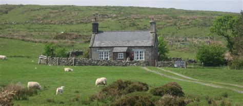 Do you want to rent out your holiday cottage with a simple annual listing fee. Holiday cottages in North Wales | National Trust