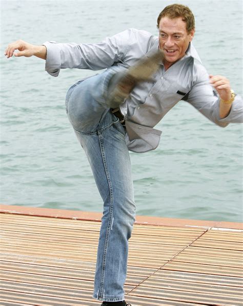 4,411 likes · 3 talking about this. Poze Jean-Claude Van Damme - Actor - Poza 66 din 108 ...