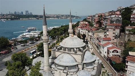 İstanbul Un Iki Yakasında Mihrimah Sultan Camii Tatil Seyahat Haberleri