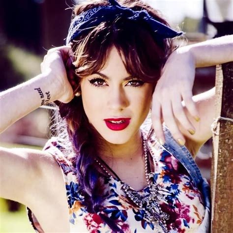 pictures of martina stoessel