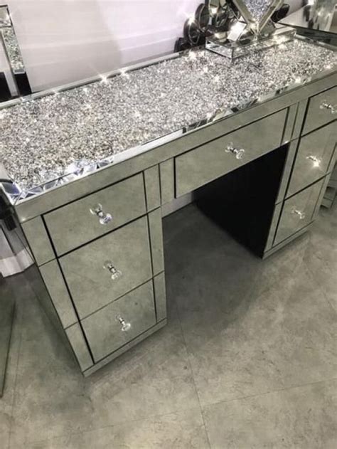 Gleaming in the spotlight with its sleek lines and polished a true timeless contemporary design. Diamond Crush on Top 7 Drawer Dressing Table - Mirrored ...