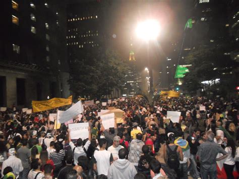 May 29, 2021 · vídeo mostra manifestação contra bolsonaro na av. Regina Lemos Repórter: Manifestação na avenida Paulista ...