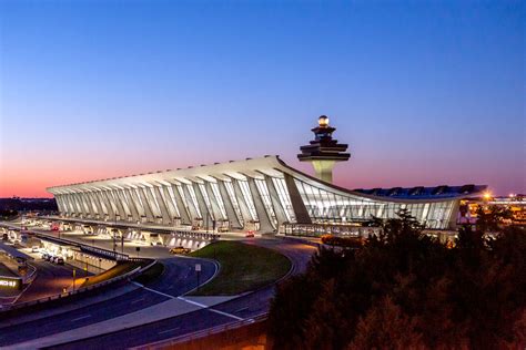 A Travelers Guide To Restaurants At Dulles International Airport Iad