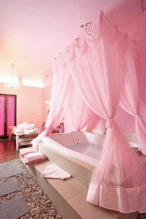 How To Decorate A Pink Bathroom