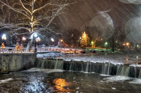 Feb 19, 2018 · chagrin falls/facebook this picturesque village is home to only about 4,000 residents, and it's a charmingly historic town. Chagrin Falls, the damned falls & Riverside Park | Chagrin ...