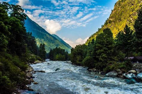8 Rivers In Himachal Pradesh For A Beautiful Holiday Vacay 2022