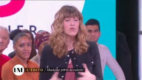 Daphné Bürki En Culotte Pour Présenter La Nouvelle Edition Vidéo Dailymotion
