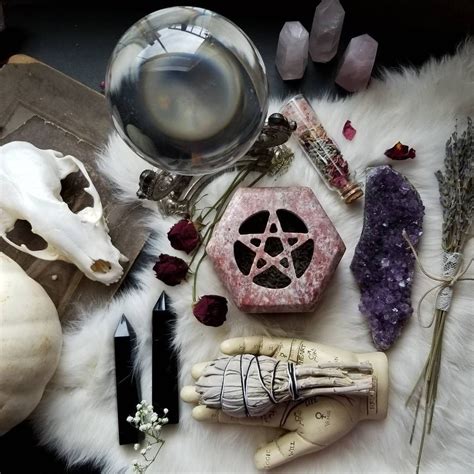 Pin By 🌸 Ravenskull 🌸 On Ведьмы Witch Aesthetic Witches Altar