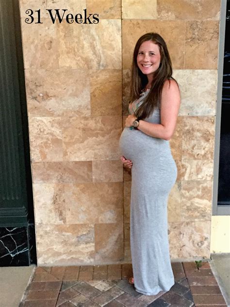 31 weeks pregnant caitlin houston