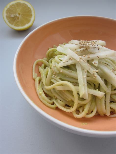 Frozen Udon Noodles With Avocado And Radish Avso