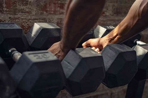 The Best Dumbbell Workout To Burn Fat And Build Defined Muscles