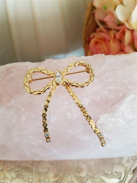 Vintage Delicate Avon Bow Brooch Gold Tone With 1 Marquise Etsy