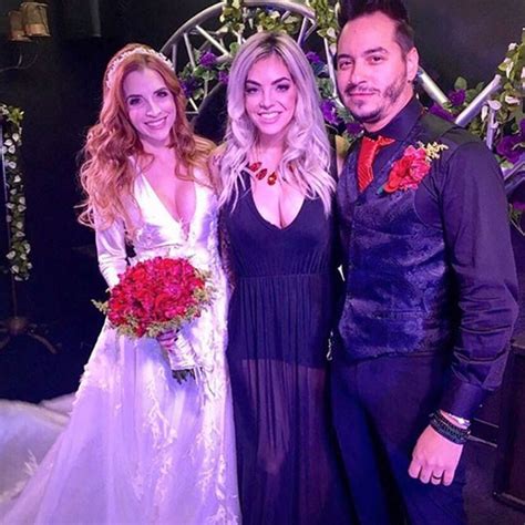 ego ex bbb clara aguilar se casa em las vegas nos estados unidos notícias de casamento