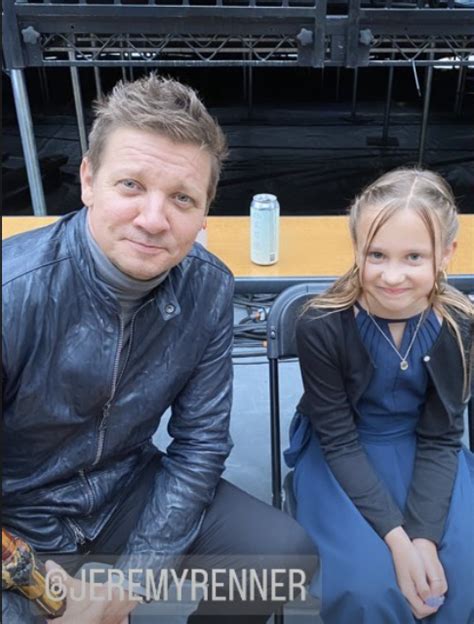 Jeremy Renners Daughter Ava Attends Ucla Event With Her Dad