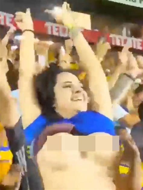 Frisky Fan Flashes Entire Soccer Stadium At Tigres Uanl V C F Pachuca