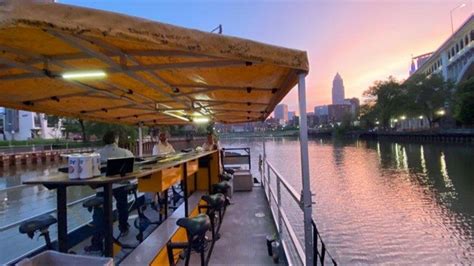 How To Book A Brewboat Cruise In Cleveland