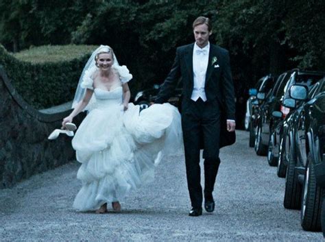Kirsten Dunst Melancholia Wedding Dress